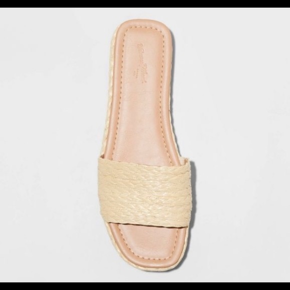 Universal Thread Mardi Raffia Platform Slide Sandals - Picture 3 of 4